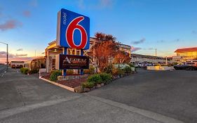 Motel 6 Fort Bragg California